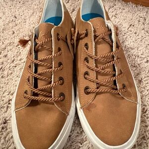 Women's Casual Tan Low-Top Sneakers